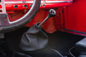 Image 34/60 of Alfa Romeo Giulia 1600 Spider (1963)