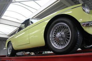 Image 13/50 de MG MGB (1977)