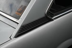 Image 27/50 of Peugeot 504 Coupé (1973)