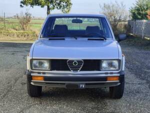 Bild 3/26 von Alfa Romeo Alfetta 2.0 L (1980)