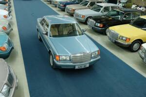 Bild 2/50 von Mercedes-Benz 420 SE (1988)