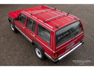 Image 16/27 of Jeep Cherokee (1988)