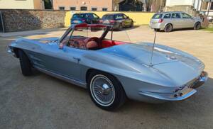Image 14/35 of Chevrolet Corvette Sting Ray (1963)