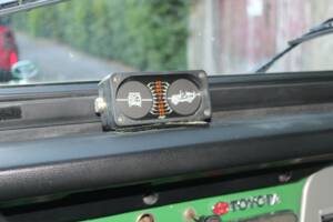 Bild 3/15 von Toyota Land Cruiser BJ 42 (1981)