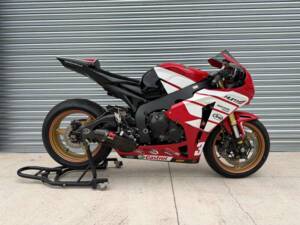 Afbeelding 1/47 van Honda CBR 1000 RR Fireblade (2010)