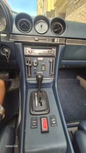 Afbeelding 17/53 van Mercedes-Benz 350 SL (1973)