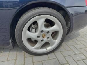Bild 11/14 von Porsche 911 Carrera 4 (2001)