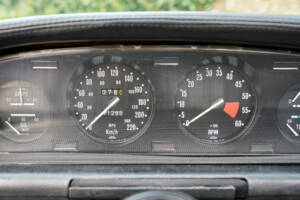 Image 16/50 of Rover 3500 (1972)