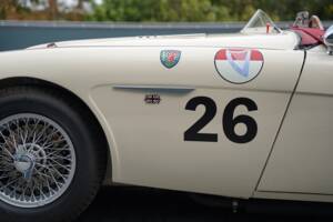 Image 32/50 of Austin-Healey 100&#x2F;6 (BN6) (1958)