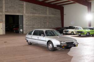 Afbeelding 15/47 van Citroën CX Prestige injection (1982)