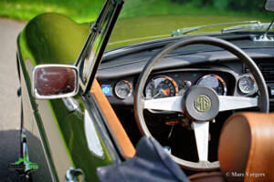 Bild 25/44 von MG MGB (1975)