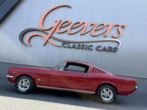Image 10/50 de Ford Mustang 390 GTA (1966)
