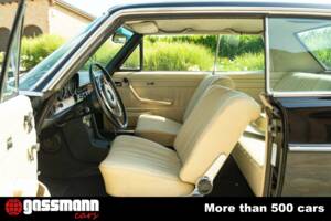 Image 7/15 de Mercedes-Benz 250 CE (1970)