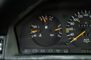 Bild 46/50 von Mercedes-Benz 300 E-24 (1989)