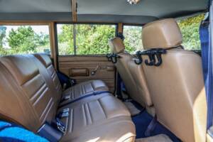 Bild 25/44 von Jeep Grand Wagoneer (1988)