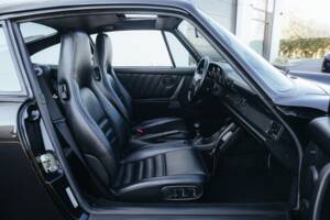 Bild 23/39 von Porsche 911 Carrera 4 (1993)