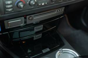 Bild 42/50 von BMW 745Li (2001)