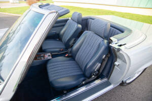 Image 12/28 de Mercedes-Benz 300 SL (1987)
