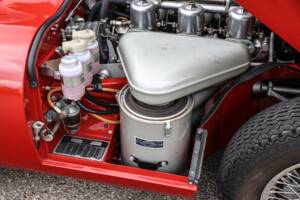 Image 37/41 de Jaguar E-Type 3.8 (1964)
