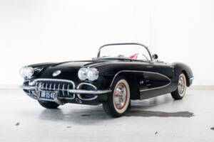 Bild 1/32 von Chevrolet Corvette (1959)