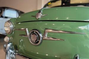 Immagine 7/36 di SEAT 600 D (1966)