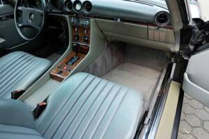 Immagine 24/43 di Mercedes-Benz 300 SL (1987)