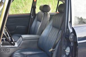 Bild 17/37 von Jaguar XJ 6 4.2 (1972)