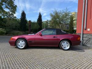 Image 3/34 de Mercedes-Benz 500 SL (1993)