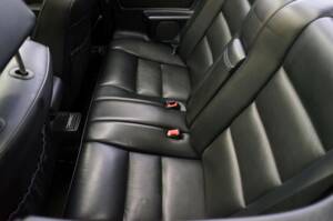 Immagine 31/46 di Mercedes-Benz 300 CE-24 (1992)