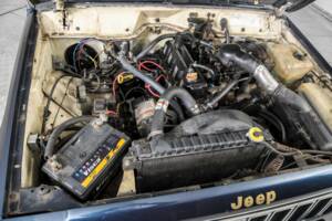 Bild 37/50 von Jeep Cherokee 2.8L V6 (1986)