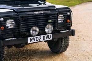 Immagine 23/50 di Land Rover Defender 90 Td5 (2002)