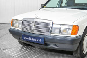 Image 18/50 de Mercedes-Benz 190 D (1985)