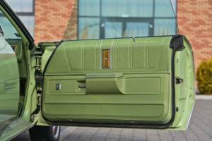 Image 38/44 of Chevrolet Impala (1974)