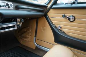 Image 23/50 of Volvo 1800 E (1971)