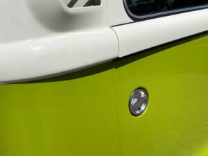 Image 17/73 of Volkswagen T2b Kombi (1978)