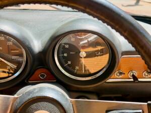 Image 40/48 of Alfa Romeo Giulia 1600 GT Junior (1972)
