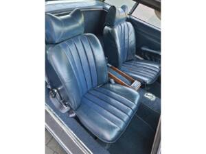 Image 25/50 de Mercedes-Benz 280 SL (1970)