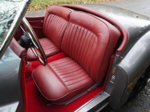 Image 10/19 of Jaguar XK 120 OTS (1952)