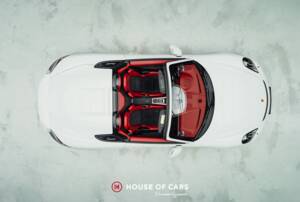 Image 6/25 of Porsche Boxster Spyder (2016)