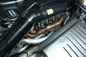 Image 42/49 of Mercedes-Benz SL 500 (2001)