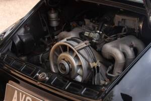 Bild 49/50 von Porsche 911 Carrera 3.2 (1988)