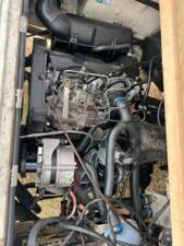 Bild 12/18 von Volkswagen T3 Caravelle D 1.7 (1987)