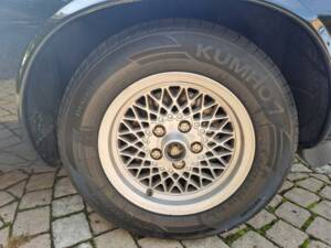 Image 27/40 of Jaguar XJ-S 3.6 (1987)
