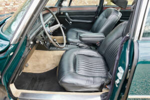 Image 3/50 of Rover 3500 (1972)