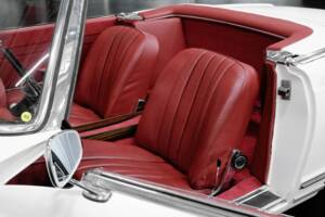 Immagine 22/40 di Mercedes-Benz 230 SL (1966)