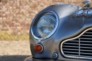 Bild 37/50 von Aston Martin DB 6 (1968)
