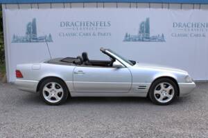 Image 7/50 of Mercedes-Benz SL 320 (2001)