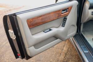 Imagen 43/50 de Aston Martin Virage Volante (1994)