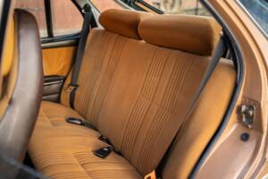 Image 45/84 de Saab 99 Combi Coupe (1976)