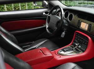 Image 31/41 de Jaguar XKR (2003)